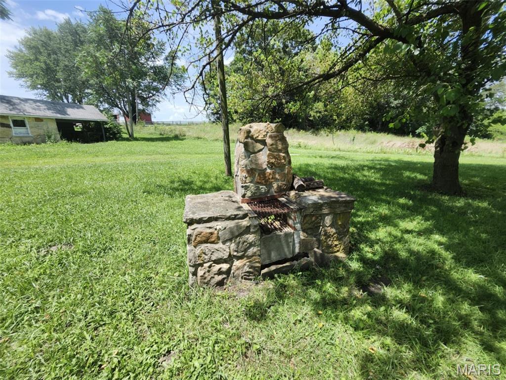 Photo 12