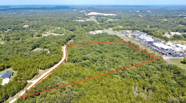 1610 Hawkwood Trail, De Soto MO