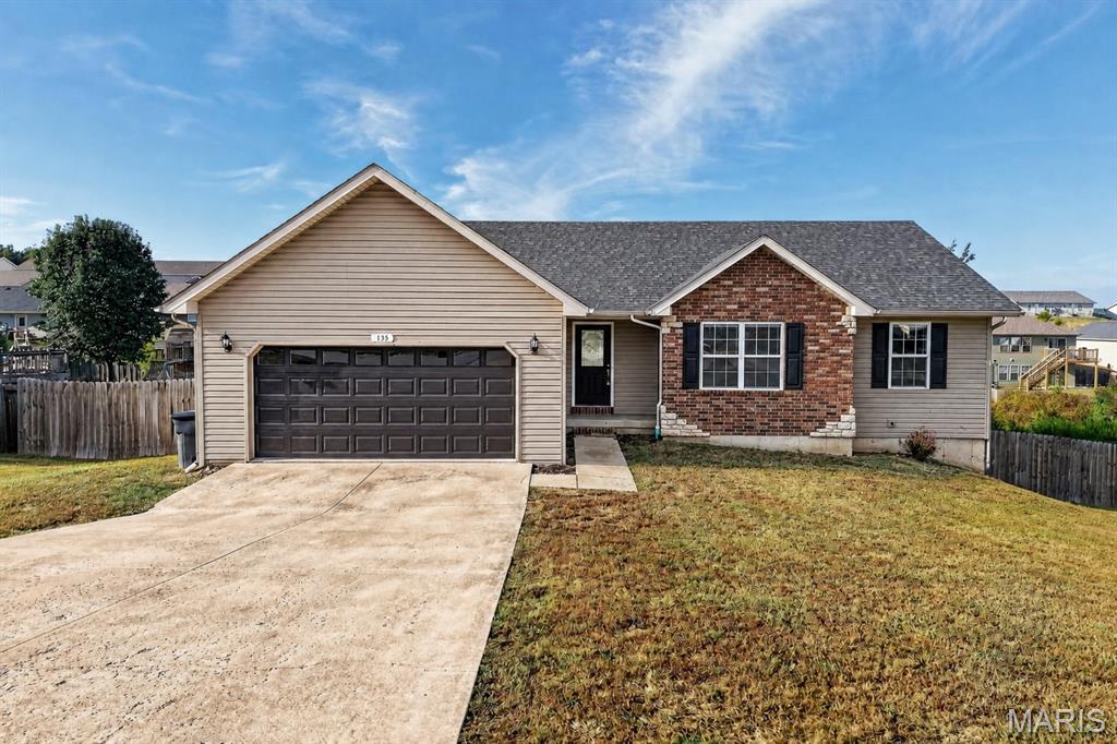 135 Lyle Curtis Circle Waynesville Missouri 4 bedroom 3 bathroom home for sale listed at $320,000