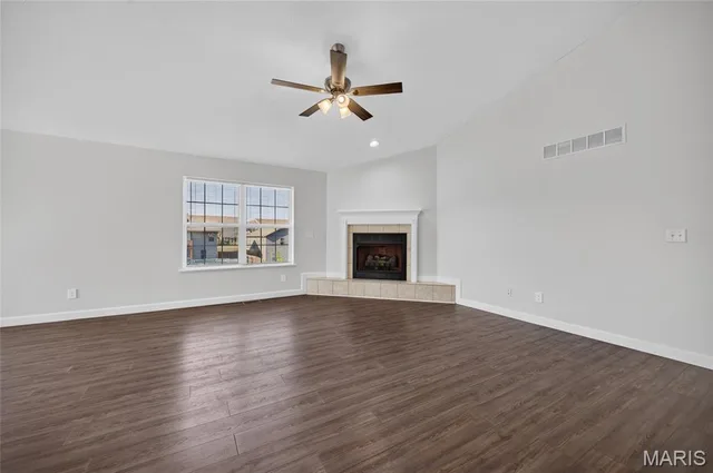 Primary bedroom — 135 Lyle Curtis Circle Waynesville Missouri real estate