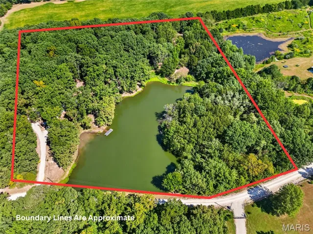 Front exterior — 10.03 +/- AC Deer Lake Drive Warrenton Missouri real estate