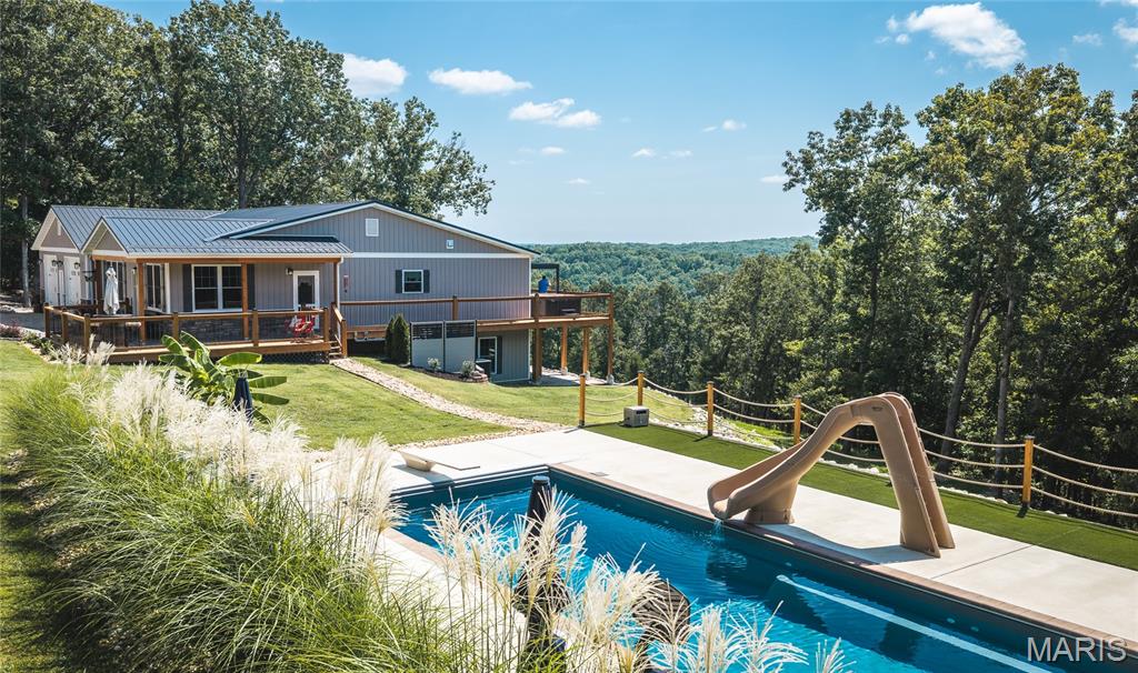 266 Grand Oaks Estates Sullivan Missouri 3 bedroom 3 bathroom home for sale listed at $899,900