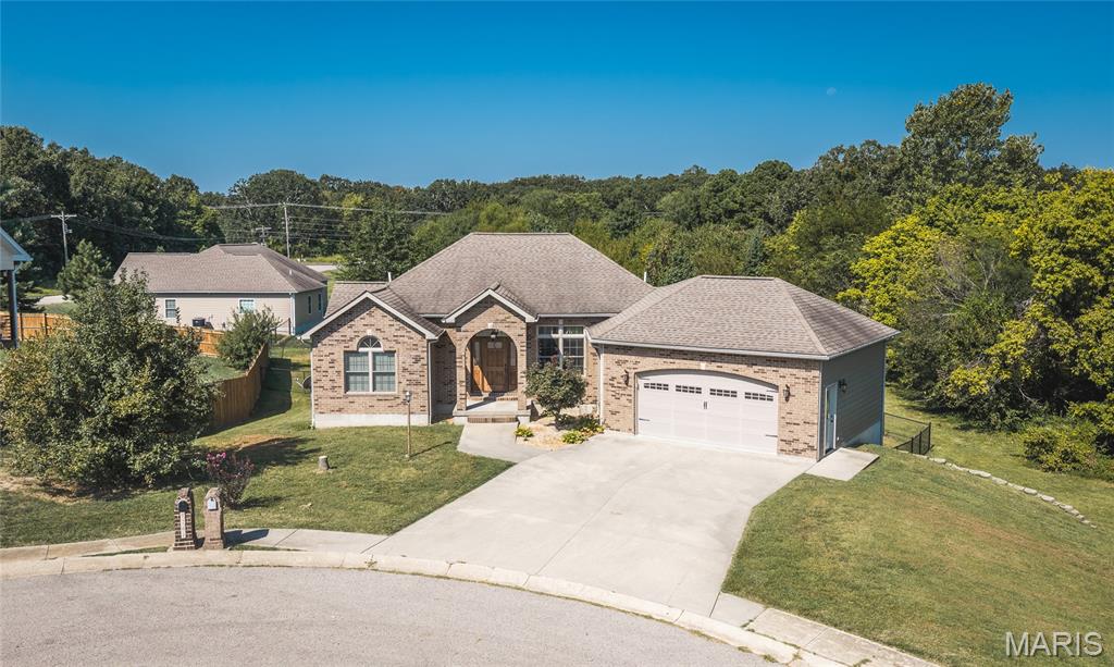1203 Aster Court St James Missouri 4 bedroom 3 bathroom home for sale listed at $499,900
