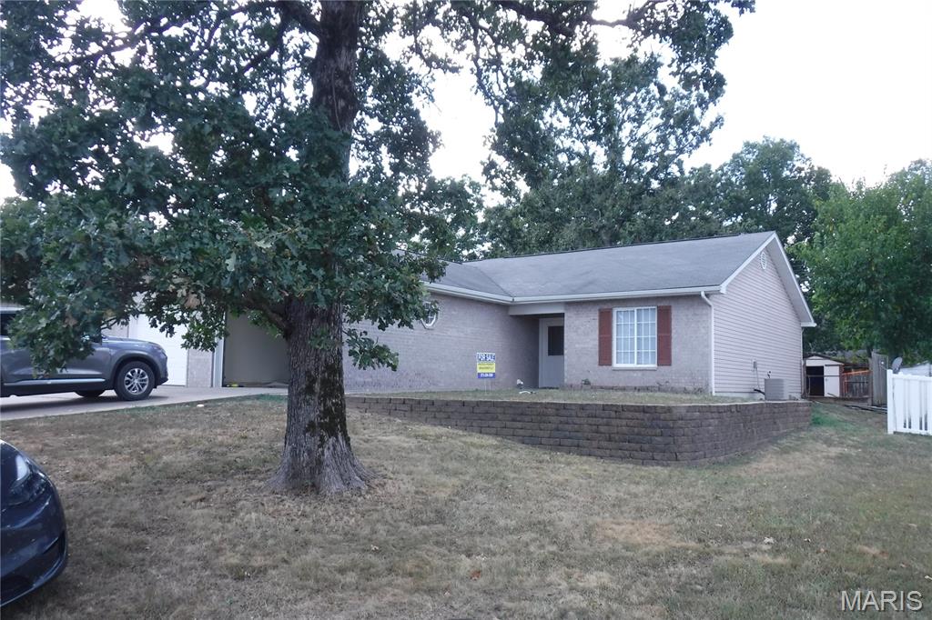 22625 Hollow Oak Lane St Robert Missouri 2 bedroom 1 bathroom home for sale listed at $135,000