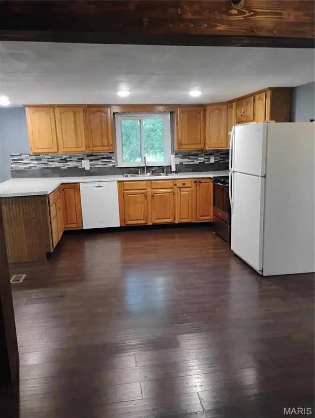 Kitchen — 13605 County Road 2190 Rolla Missouri real estate