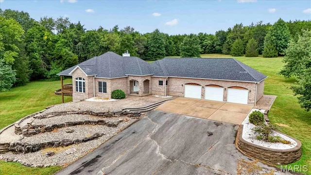 Front exterior — 2389 Desloge Estates Drive Villa Ridge Missouri real estate