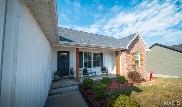 Kitchen — 107 Alice Drive Waynesville Missouri real estate