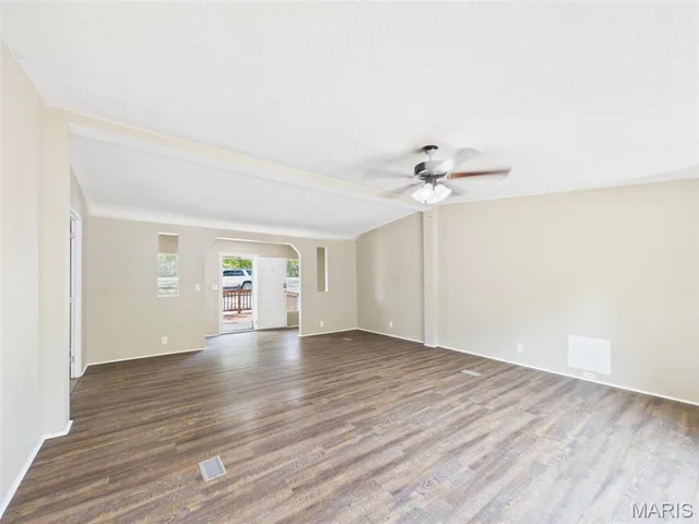 Primary bedroom — 18750 Highway 17 Crocker Missouri real estate