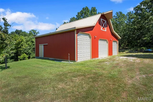 Primary bedroom — 2886 Highway N Perryville Missouri real estate