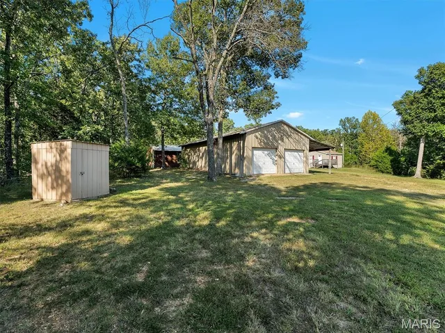 Primary bedroom — 31 Indian Springs Road Steelville Missouri real estate
