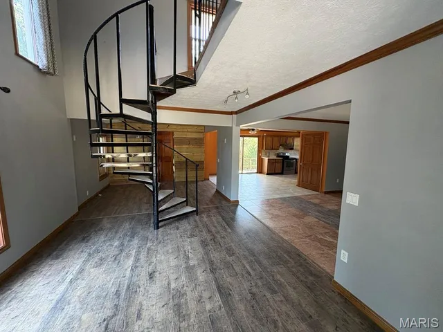 Living room — 17892 Sudden Valley Lane Warrenton Missouri real estate