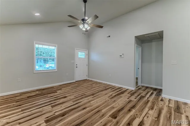 Primary bedroom — 430 Railroad Avenue Lebanon Missouri real estate