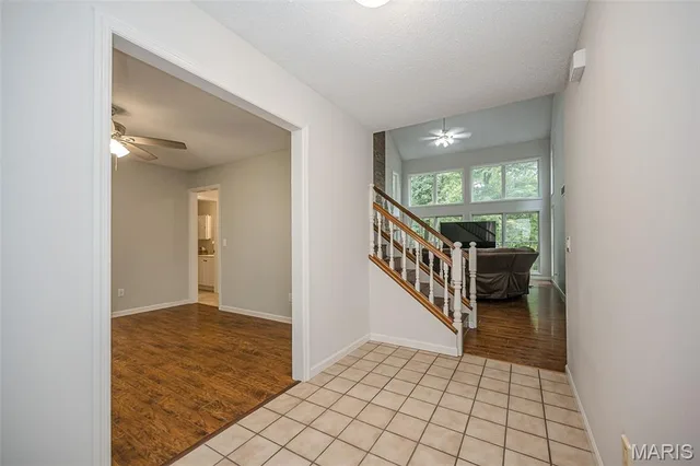 Primary bedroom — 23401 Wild Horse Farms Road Warrenton Missouri real estate