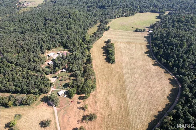 1476 & 1474 Ripley C-7AA, Doniphan MO