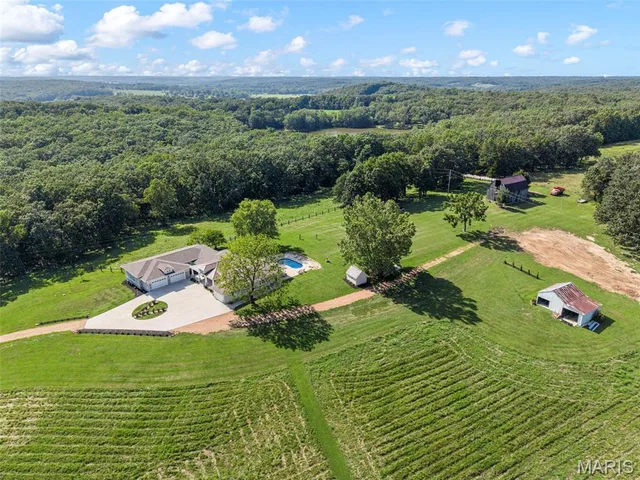 8120 Angell Road, Gerald MO
