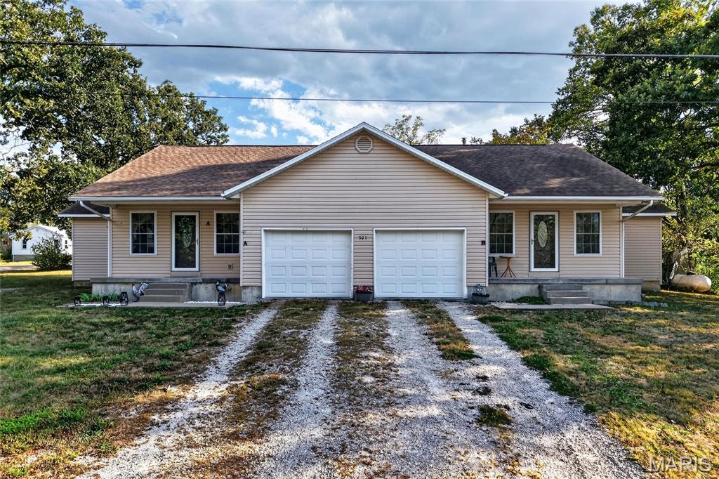301/303 10th Street Crocker Missouri home for sale listed at $240,000
