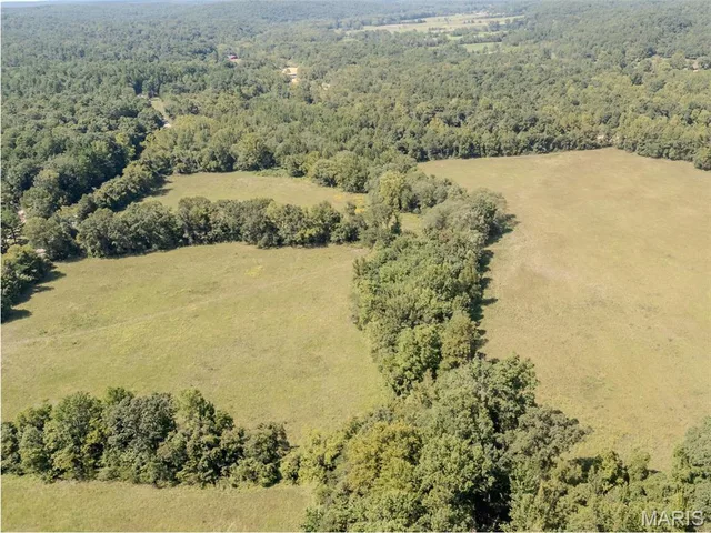 Primary bedroom — 0 Off Hwy M Cascade Missouri real estate