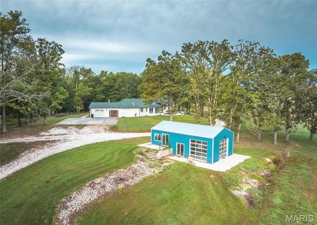 Front exterior — 1224 County Road 3165 Salem Missouri real estate