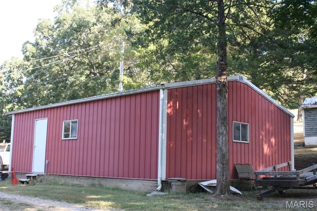 Primary bedroom — 14098 Charter Church Road De Soto Missouri real estate