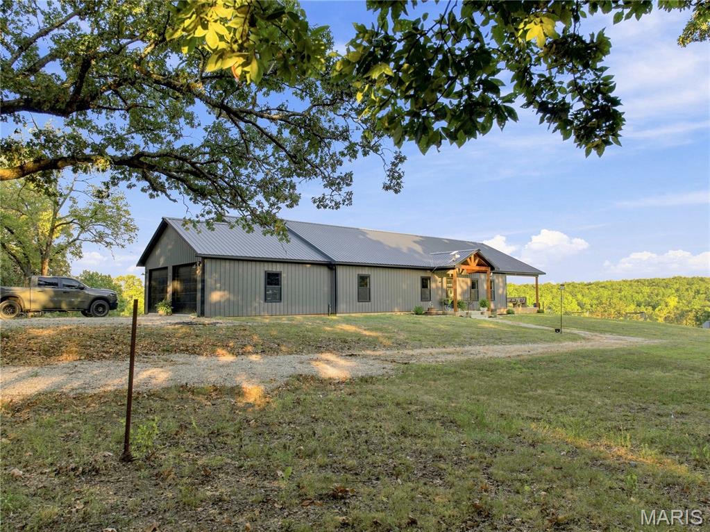 4156 County Road 504 Williamsville Missouri 3 bedroom 2 bathroom home for sale listed at $675,000