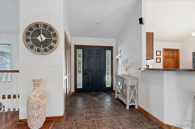 Primary bedroom — 7008 Fawn Woods Drive House Springs Missouri real estate