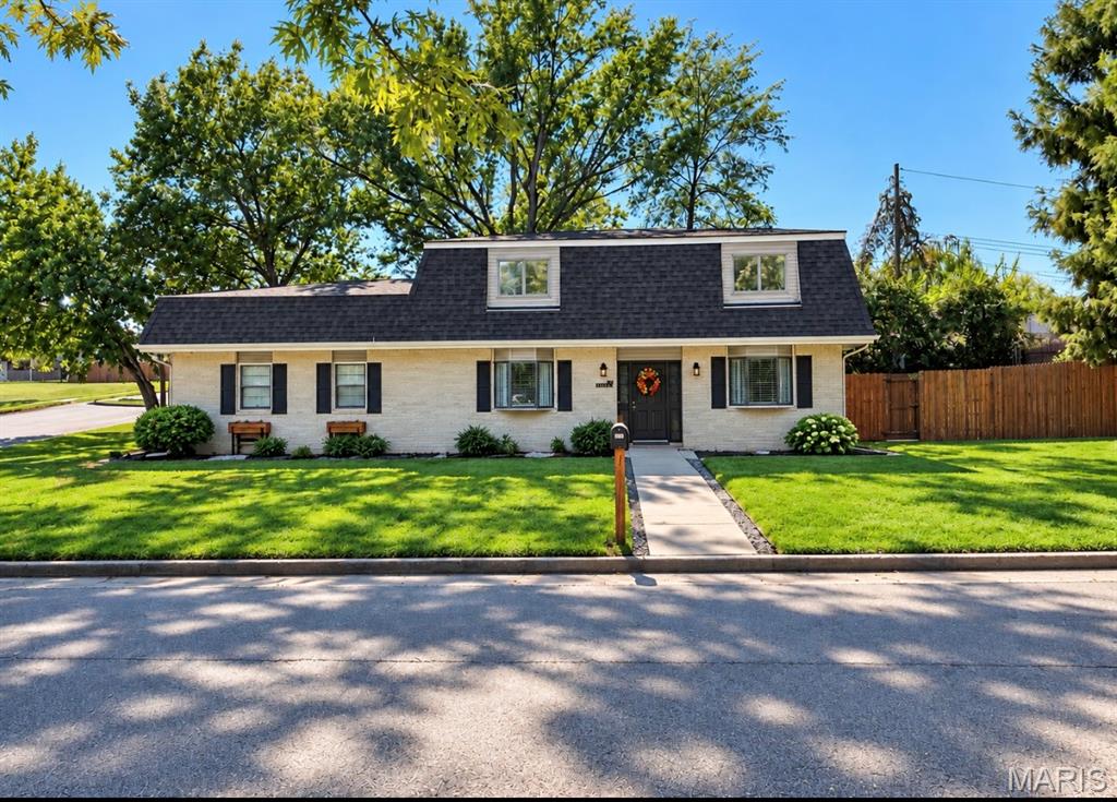 701 Angus Valley Drive Rolla Missouri 4 bedroom 3 bathroom home for sale listed at $259,000