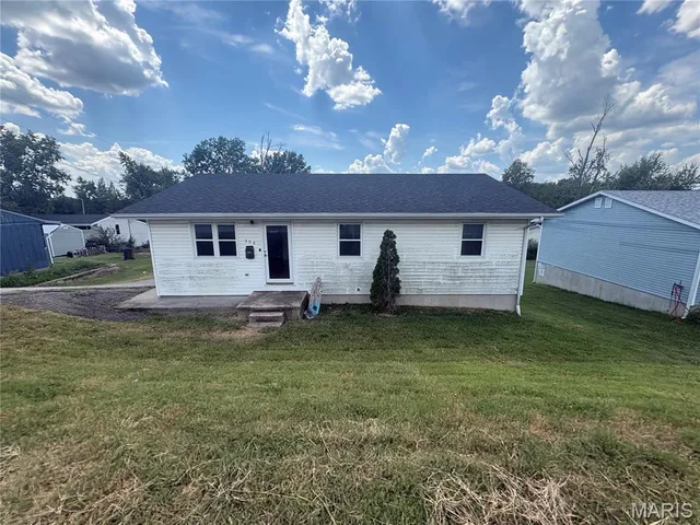 908 State Route 72, Rolla MO