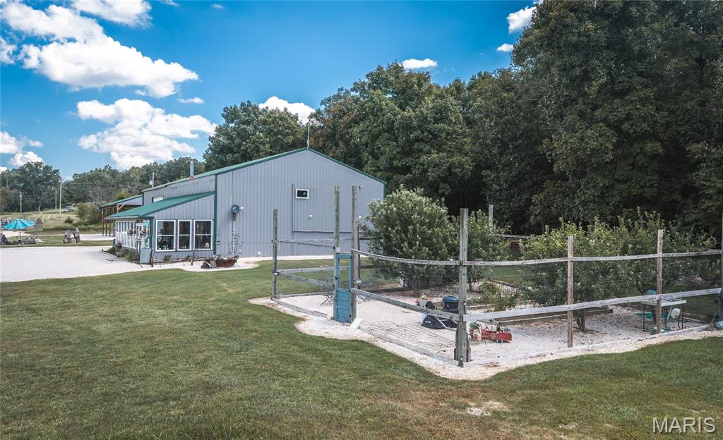 Photo 61