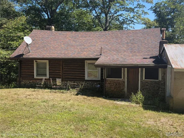 Front exterior — 262 Collins Lane Ironton Missouri real estate