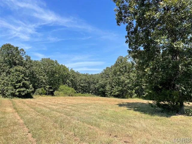 Front exterior — 8 acres Private Drive 1063 St James Missouri real estate