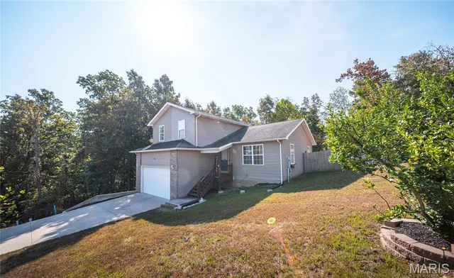 15804 Trace Drive, St Robert MO