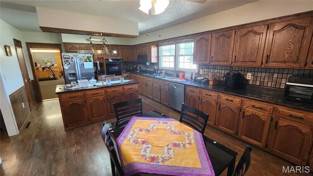 Primary bedroom — 15493 State Highway A Phillipsburg Missouri real estate