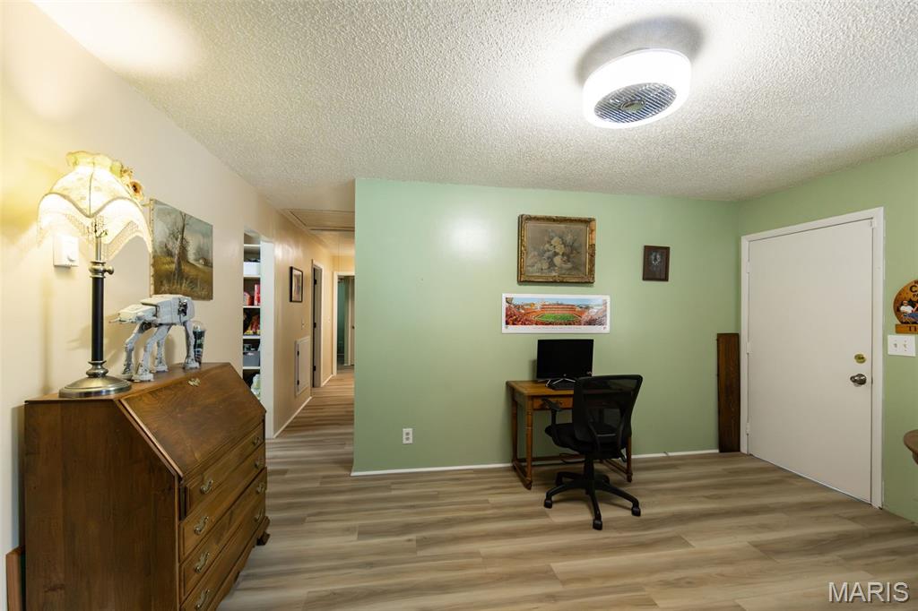 Photo 30