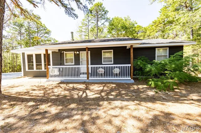 Front exterior — 16567 State Route 32 Licking Missouri real estate