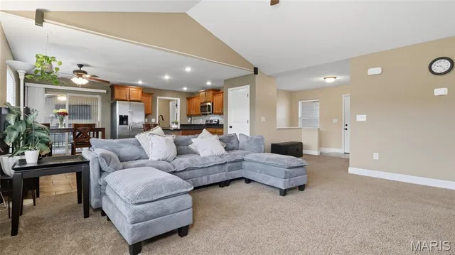 Living room — 114 Sandstone Drive St Robert Missouri real estate