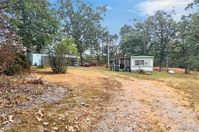 17506 Campground Road, Phillipsburg MO