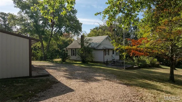 7192 Jones Road, Bloomsdale MO
