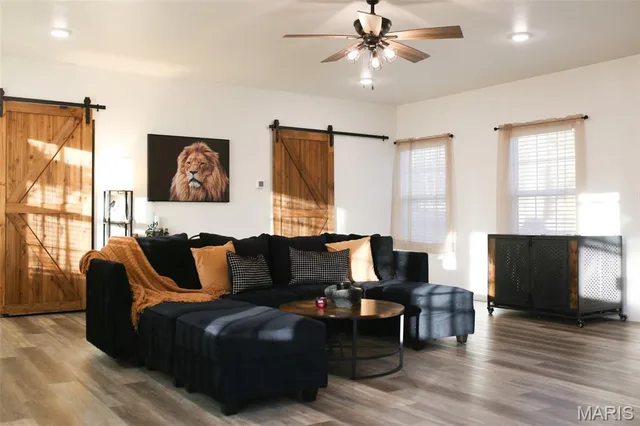 Living room — 11955 County Road 8030 Rolla Missouri real estate