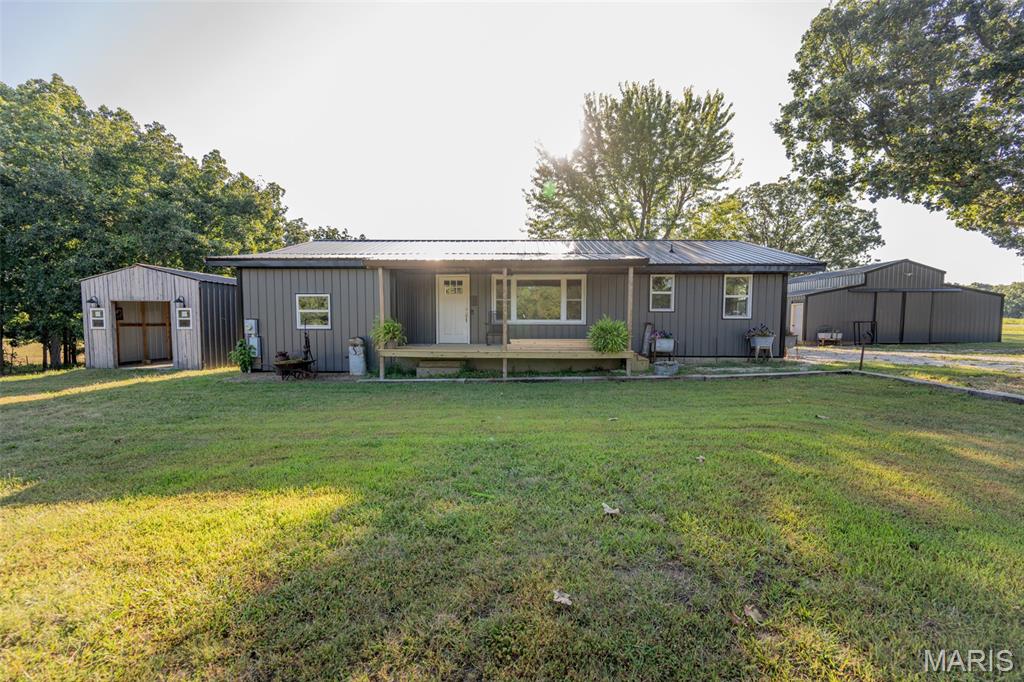 21816 Highway C Belle Missouri 2 bedroom 1 bathroom home for sale listed at $295,000