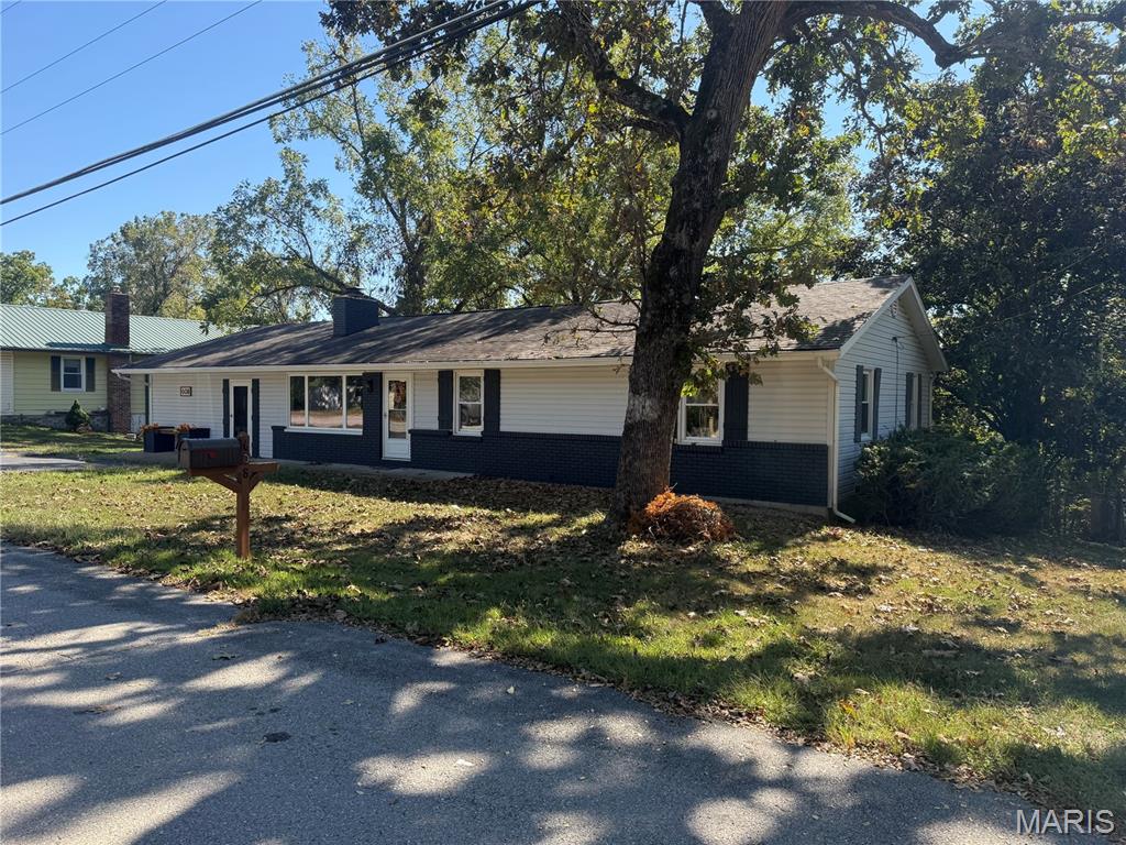 608 Sunset Drive, Waynesville MO