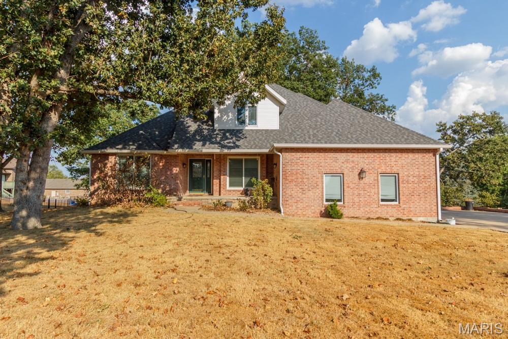 2420 CANDLEBARK LANE Lane Lebanon Missouri 5 bedroom 4 bathroom home for sale listed at $479,900