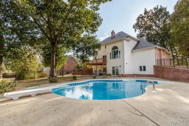 Front exterior — 2420 CANDLEBARK LANE Lane Lebanon Missouri real estate