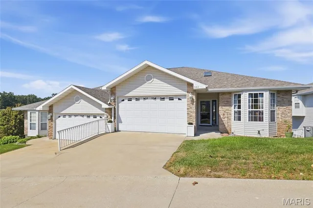 5183 Vicus Castri, Osage Beach MO