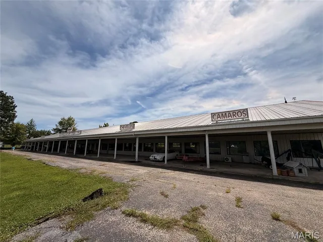 Front exterior — 21699 County Road St James Missouri real estate