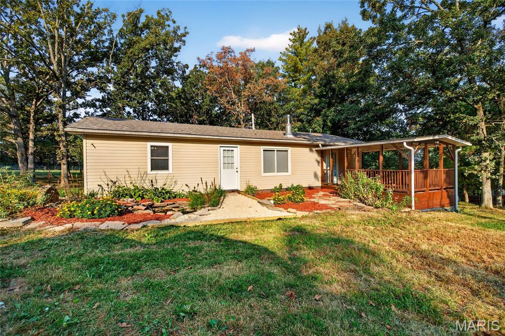 18095 County Road 4160 St James Missouri 3 bedroom 1 bathroom home for sale listed at $315,000