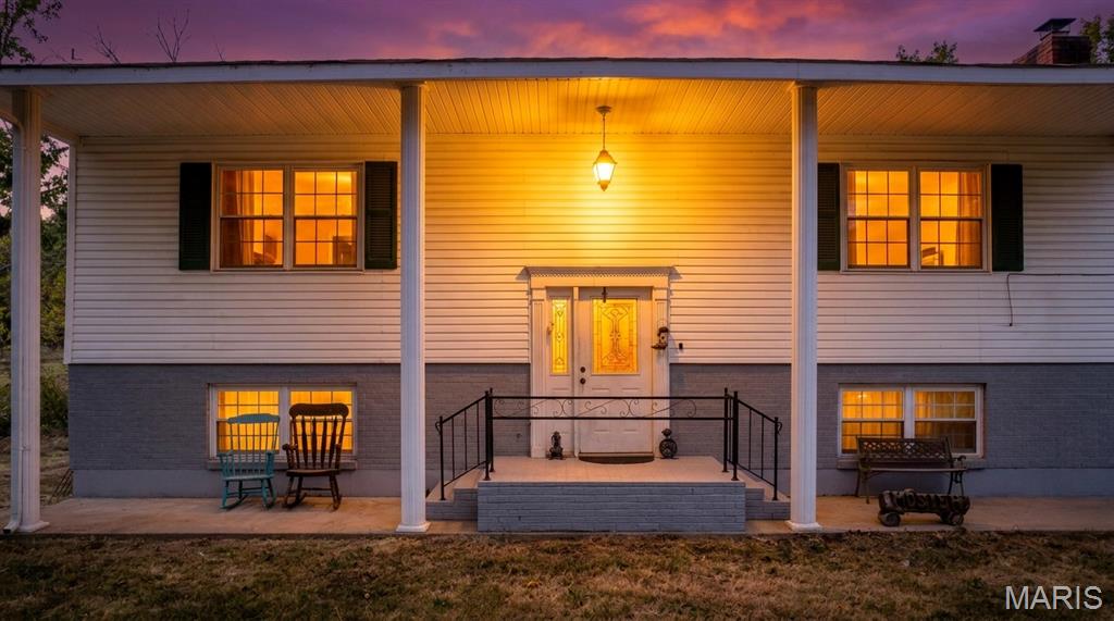 11936 W State Highway 8 Potosi Missouri 5 bedroom 2 bathroom home for sale listed at $515,000