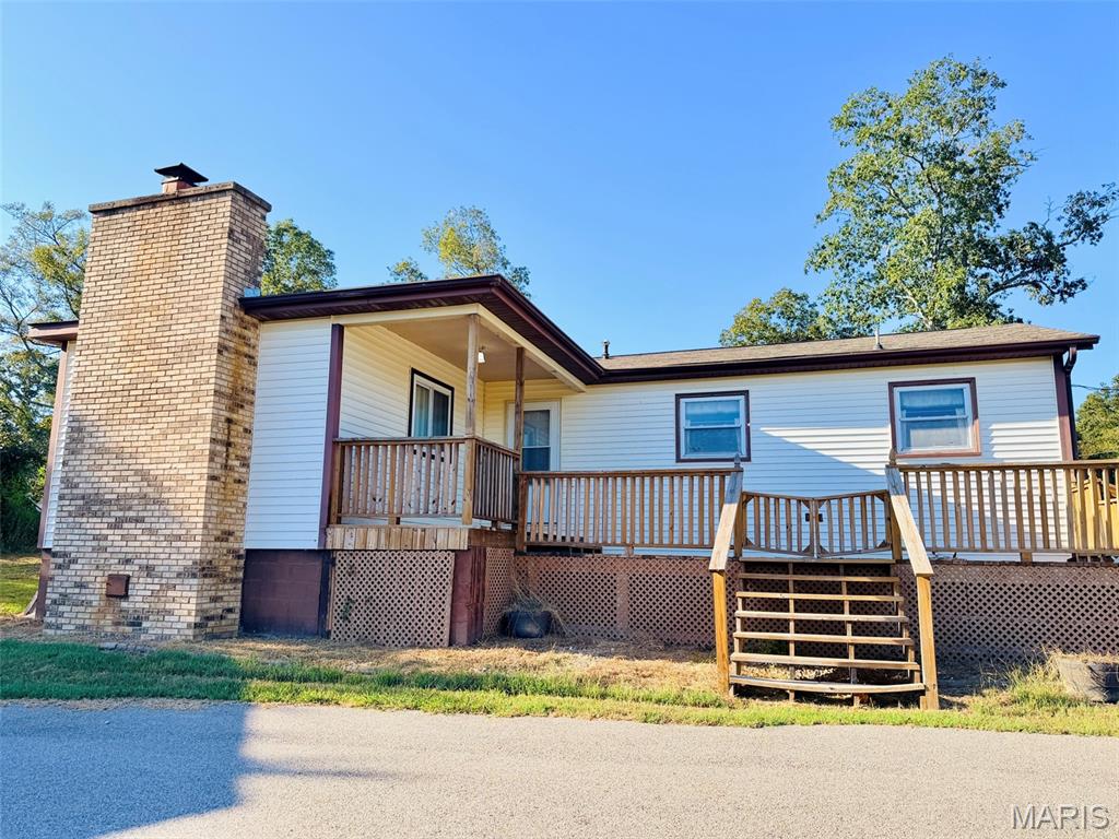 3381 Highway M Poplar Bluff Missouri 3 bedroom 2 bathroom home for sale listed at $279,900