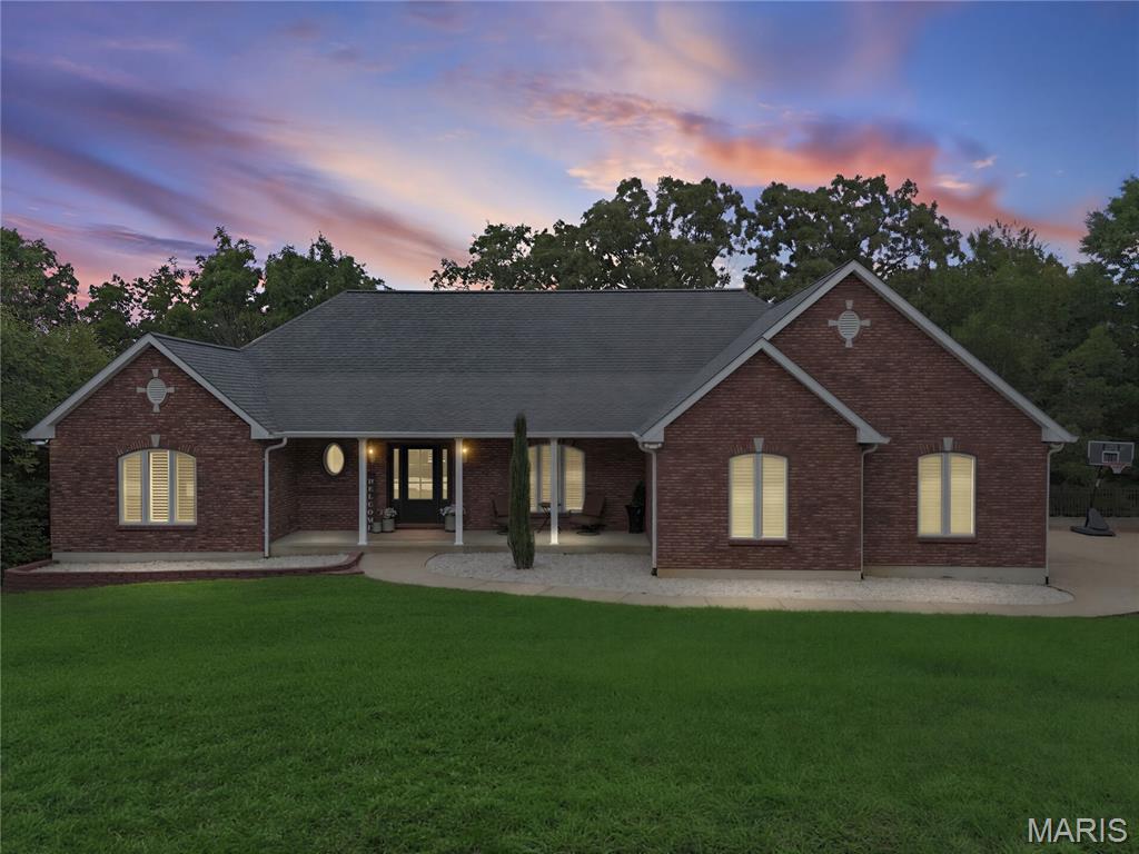 555 Kensington Place, Festus MO
