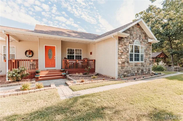 17310 Long Ridge, St Robert MO