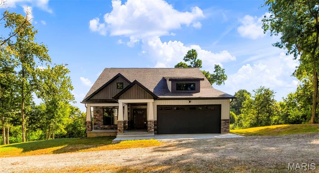 120 Hunters Hollow Lane Foley Missouri 5 bedroom 3 bathroom home for sale listed at $550,000
